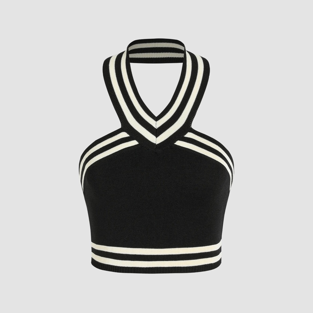 BLACK & WHITE HALTER KNIT CROP TOP